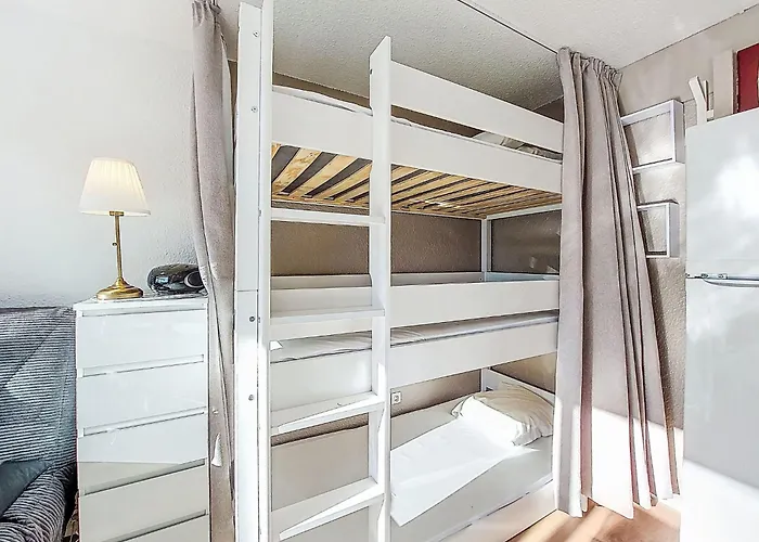 Soyouz Vanguard-107 By Interhome شقة